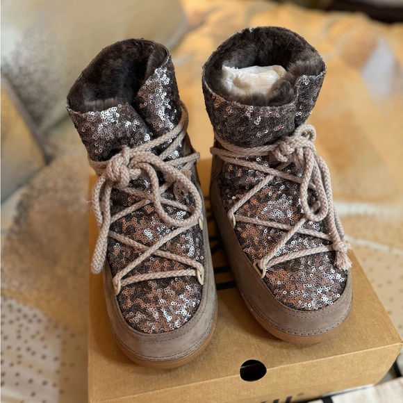 New IKKII Leather Snow Sequins Boots Size EU39 - Picture 3 of 7